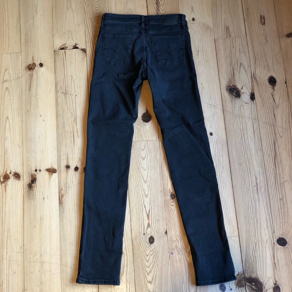 🌸NWOT Levi’s jeans 28 long - Picture 6 of 6